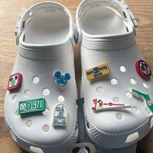 NWT Disney Parks Vault Collection White Disney World Crocs M7/W9